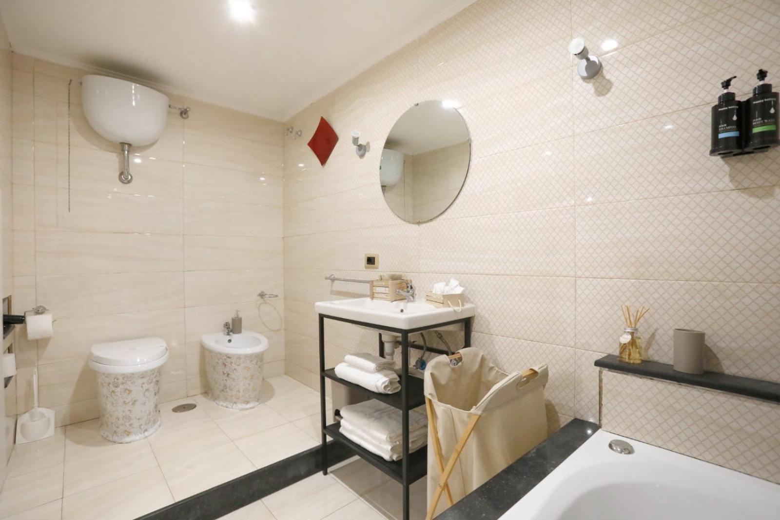 Suarez Vomero Apartment *
