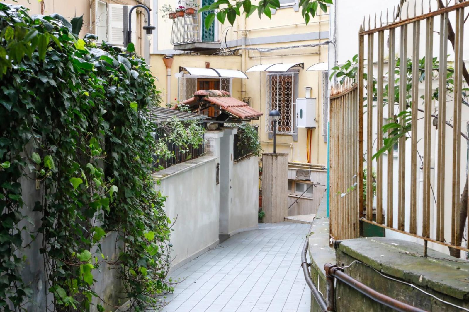 Suarez Vomero Apartment *
